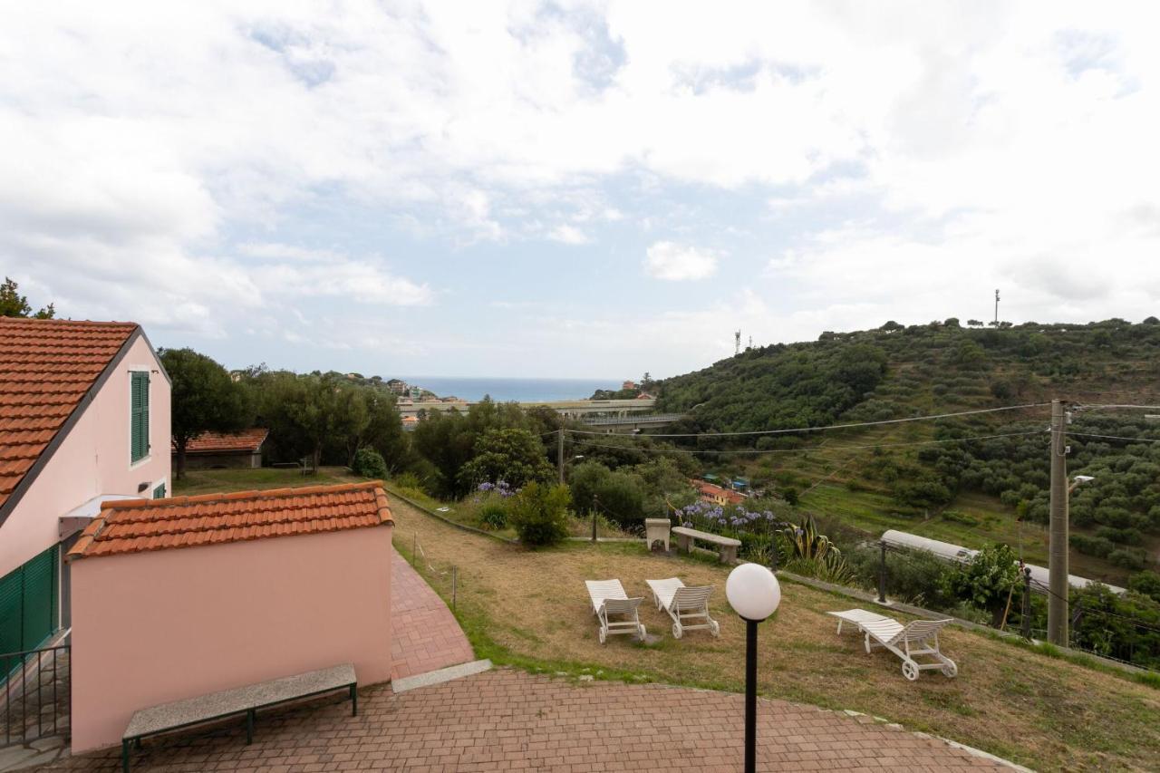 Villa Zafferano Suites Челле-Лигуре Экстерьер фото